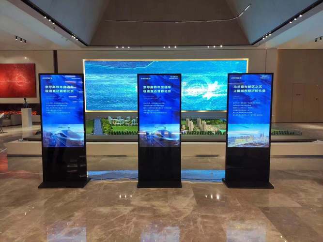 内蒙古万达立式广告机应用案例 数字传媒赋能商业新场景